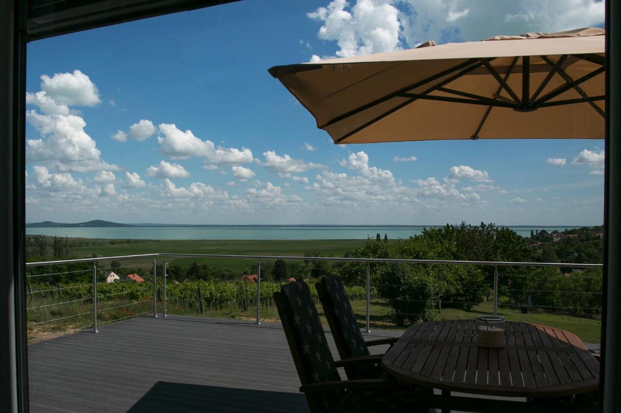 Panorama & Vino Szigliget Villa Exterior photo